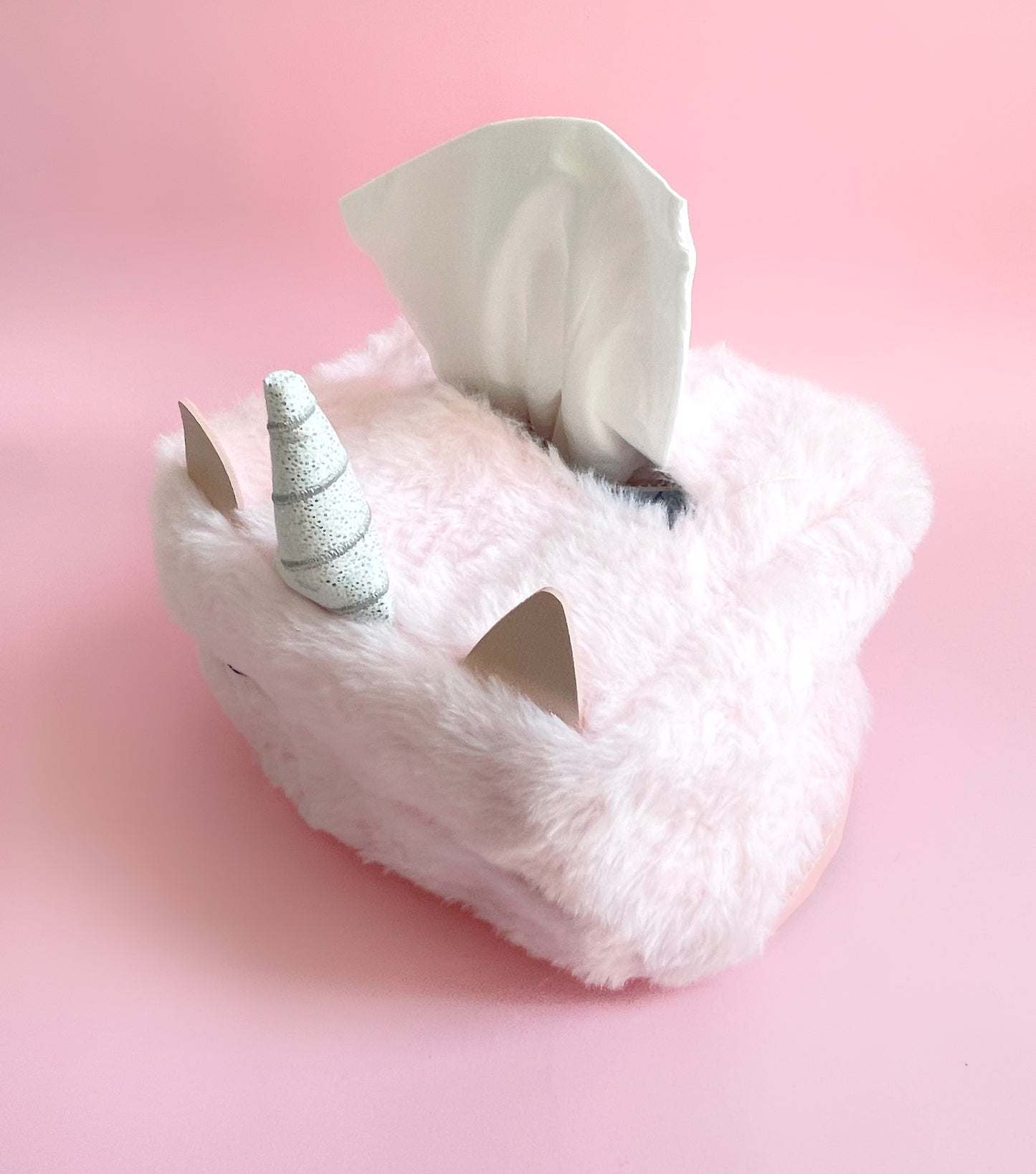 Unicorn tissue holder case